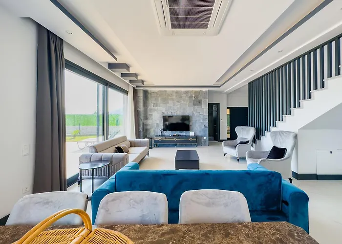 Kalkan Luxury With Panoramic Sea View 卡斯
