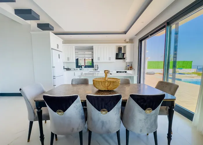 Kalkan Luxury With Panoramic Sea View 卡斯